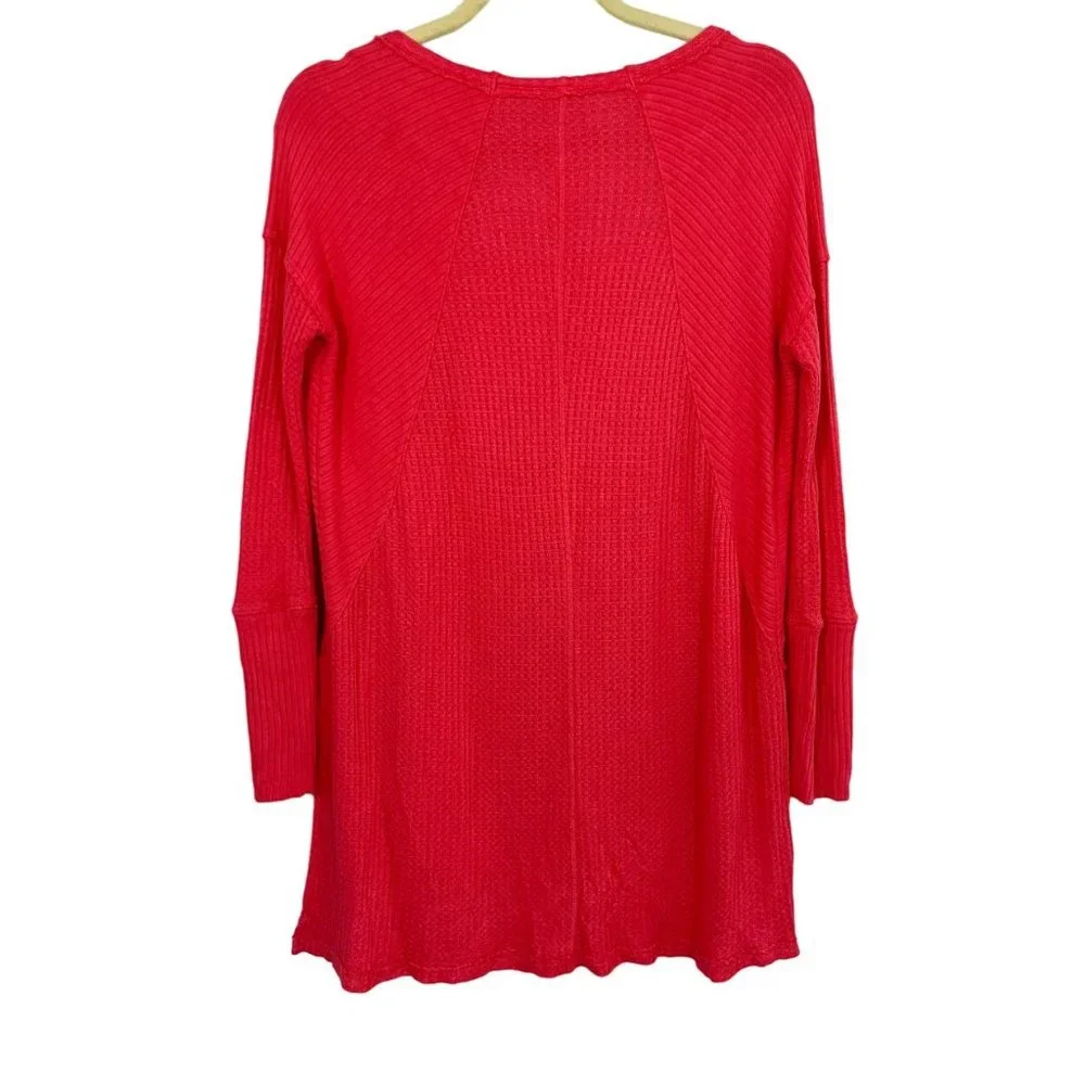 Free People Ventura Thermal Tee Long Sleeve High Low Hem Scoop Neck Orange SMALL